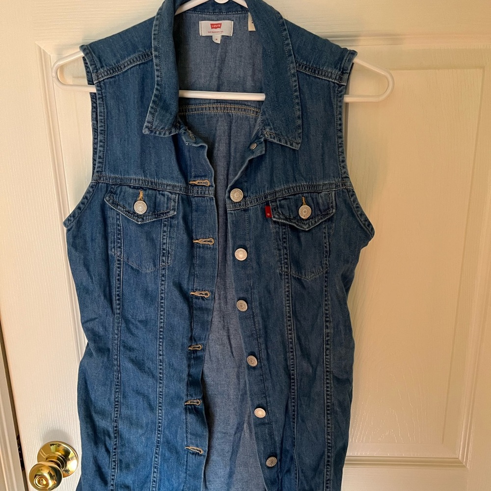 Levi’s button up dress